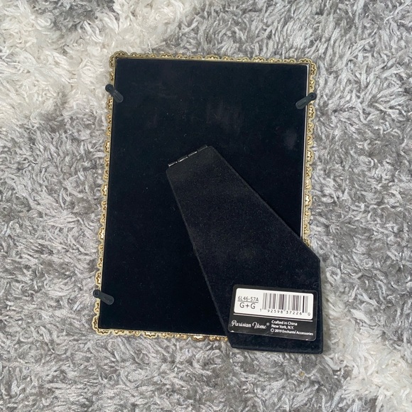 Picture Frame 5X7 - Picture 3 of 3